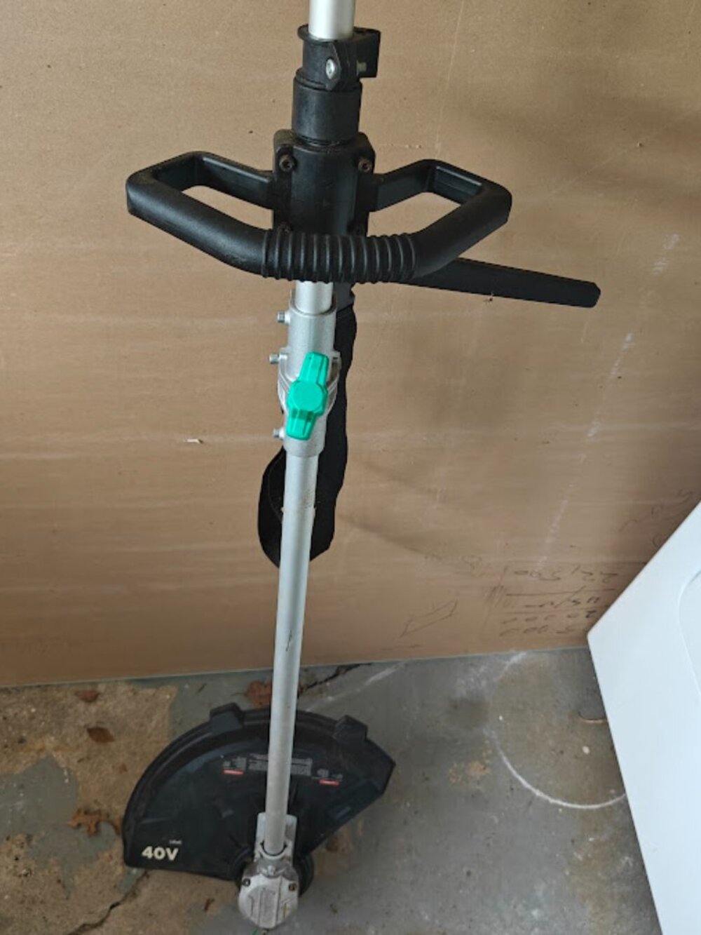 CASH ONLY !! Litheli 40V Grass Trimmer U1GT00112 Preowned 1 Battery 1 Charger Se